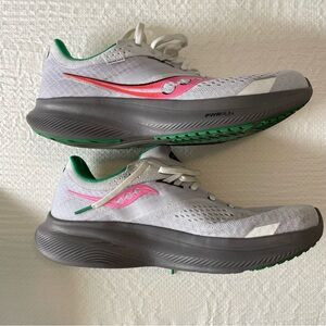 Saucony Ride 16 Running Shoes | White Vizi Pink | Women’s Size 11
